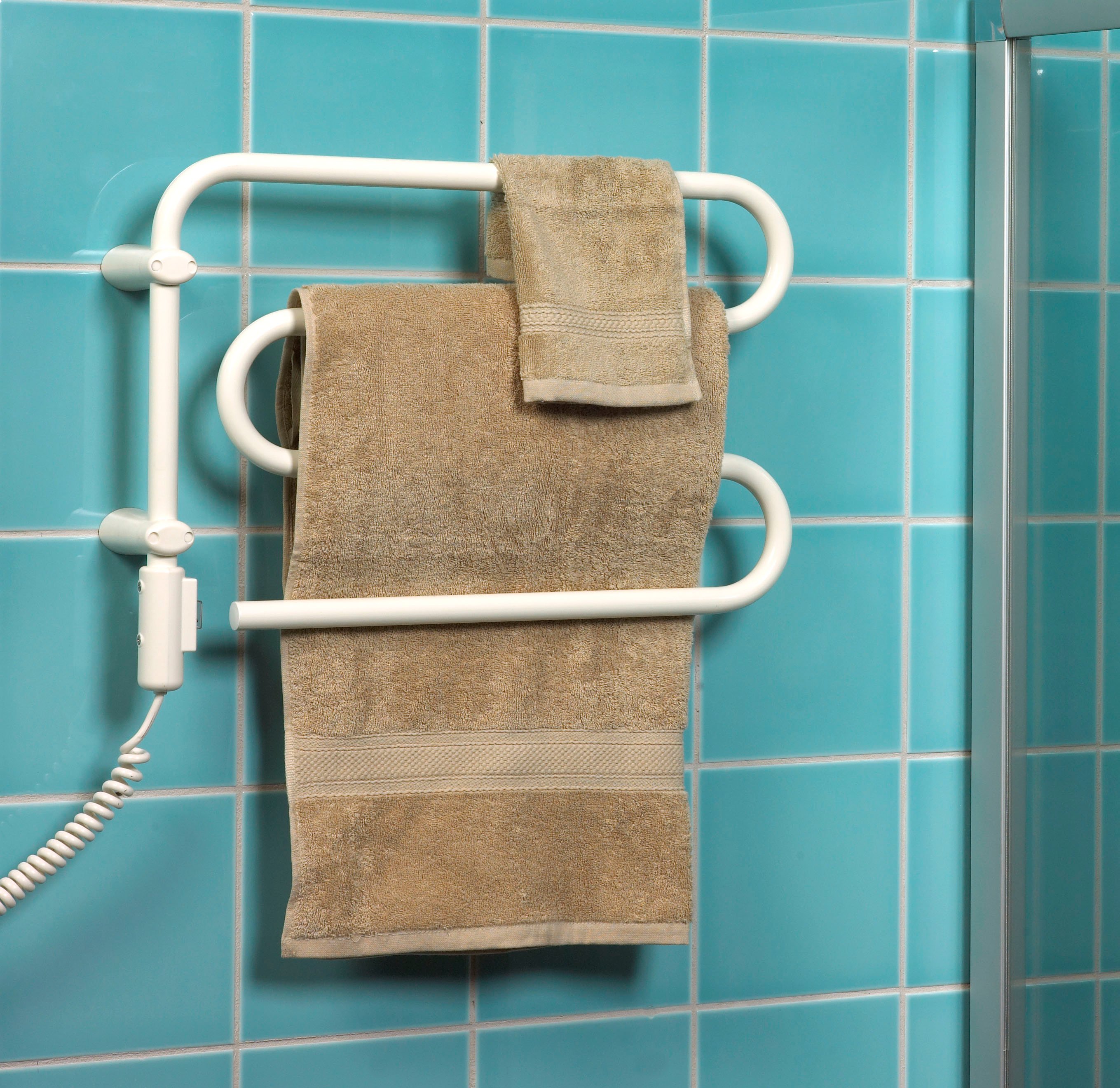 Высуши полотенце. Электро полотенце сушители. Полотенцесушитель Towel Dryer -p-352-500. Полотенцесушитель электрический ADAX HKT 163 WS. Сушилка для полотенец в ванную.